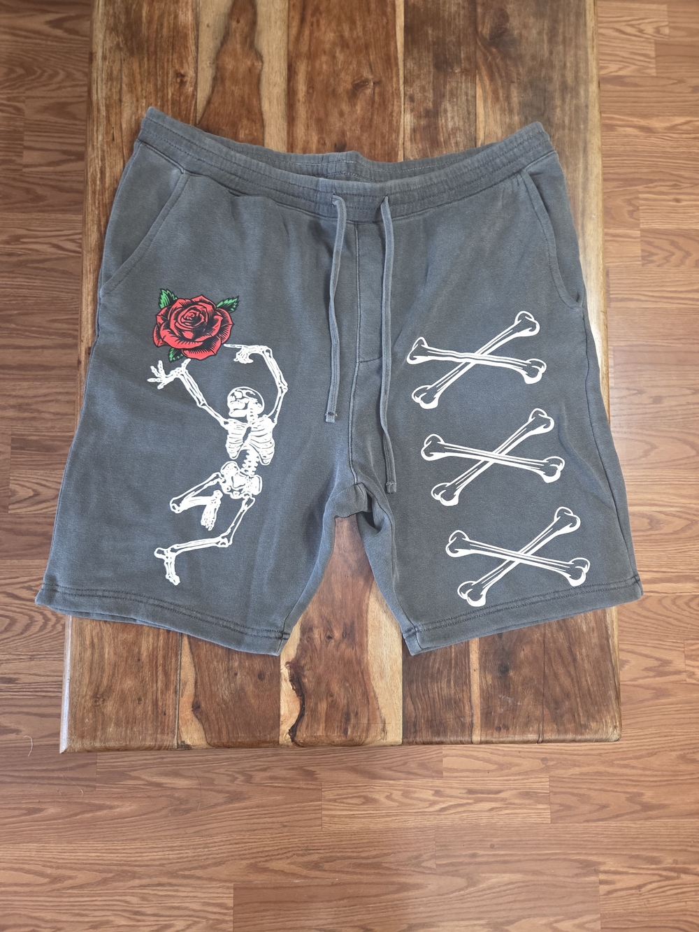 Independent Trading Co. Men’s Gray Drawstring Sweatshorts